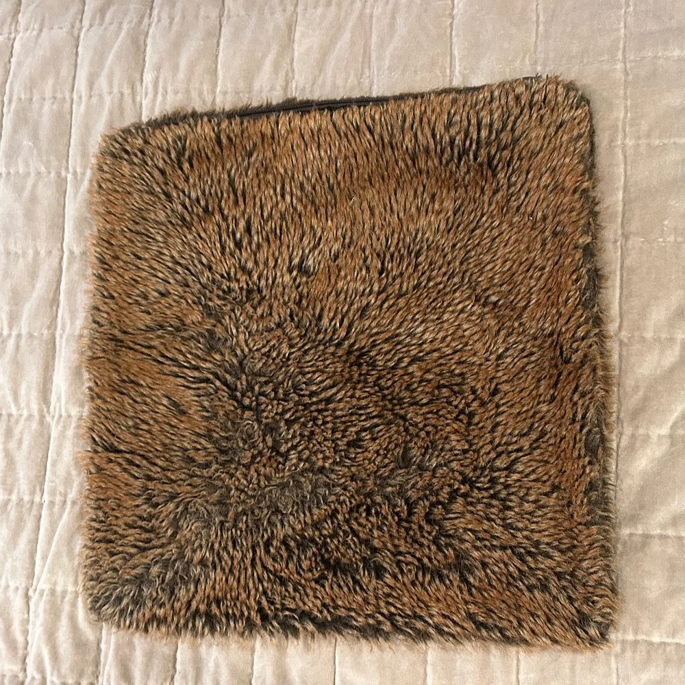 RESTORATION HARDWARE FAUX FUR PILLOW BROWN 22 INCHES